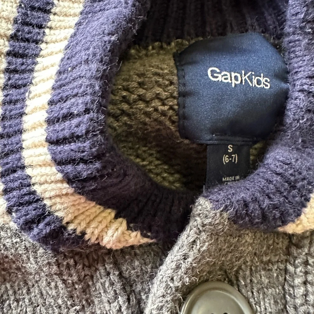 Gap boys sweater - Picture 3 of 3